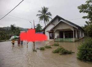 Banjir Bandang di Paiker. (Poto: BPBD Empat Lawang/Kabarempatlawang.com)