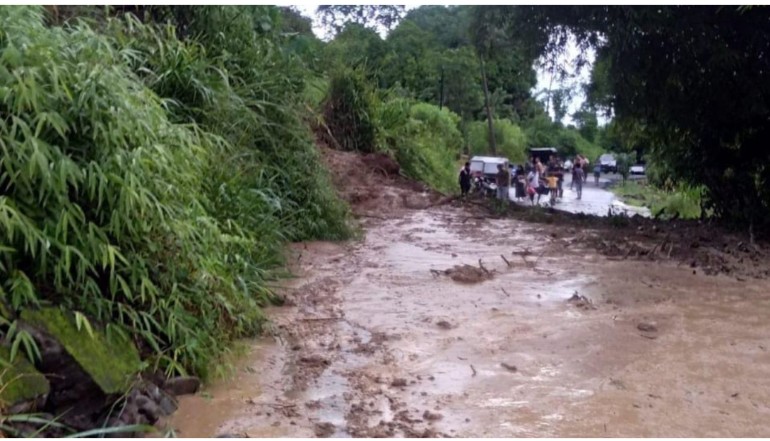 Hujan Deras Picu Longsor di Empat Lawang, Lalu Lintas Lumpuh Total dan Sekolah Diliburkan, BPBD Tunggu Bantuan Alat Berat